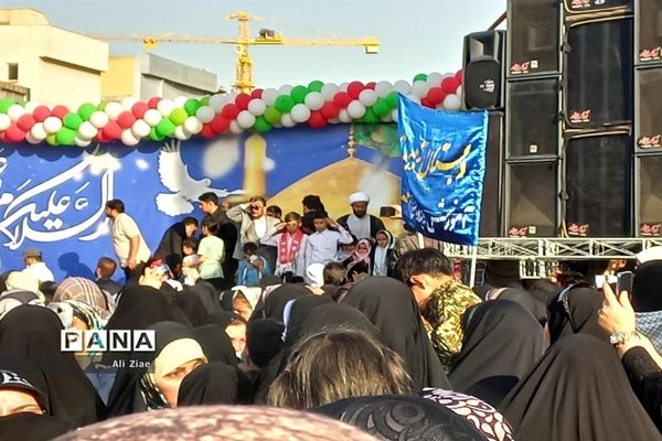 سرود حماسی سلام فرمانده در میدان شهدای مشهد