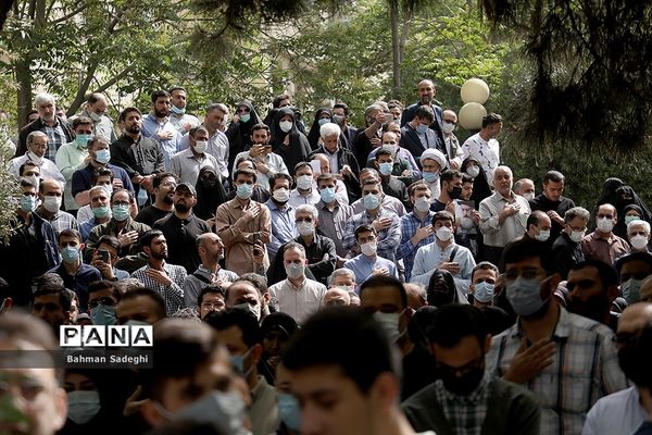 مراسم تشییع پیکر مرحوم  آیت الله فاطمی‌نیا در دانشگاه تهران
