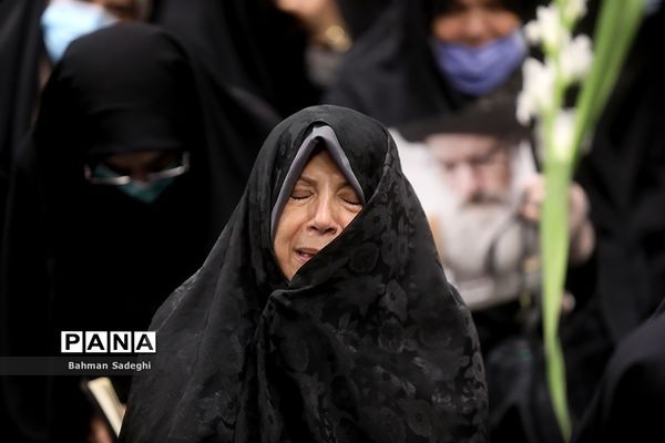 مراسم تشییع پیکر مرحوم  آیت الله فاطمی‌نیا در دانشگاه تهران