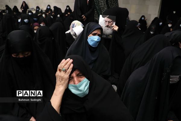 مراسم تشییع پیکر مرحوم  آیت الله فاطمی‌نیا در دانشگاه تهران