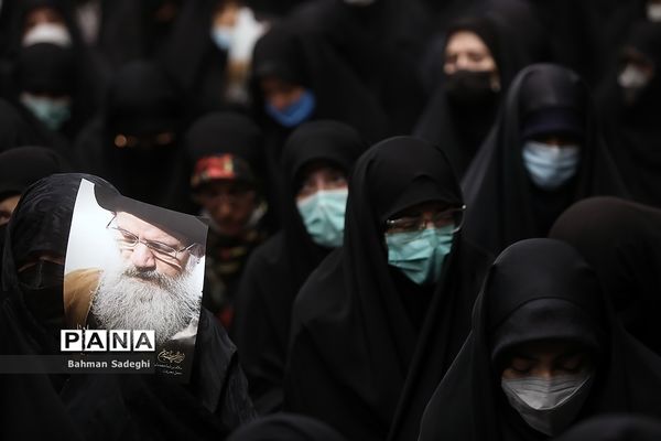 مراسم تشییع پیکر مرحوم  آیت الله فاطمی‌نیا در دانشگاه تهران