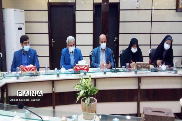 جلسه ستاد برنامه‌ریزی فعالیت‌های تابستانی دانش‌آموزان استان بوشهر