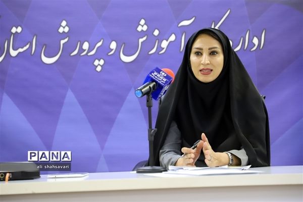 نشست کارشناسان حوزه اطلاع‌رسانی و روابط عمومی با حضور مدیرکل آموزش و پرورش کرمانشاه