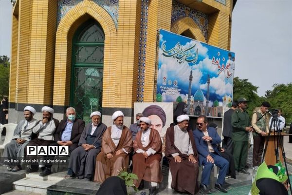 همنوایی سرود سلام فرمانده در تربت جام