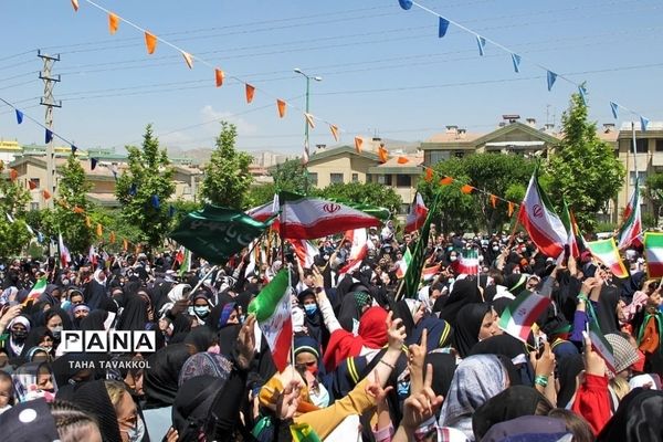 همایش نسل ظهور دربوستان نورالشهدا شهرستان پردیس