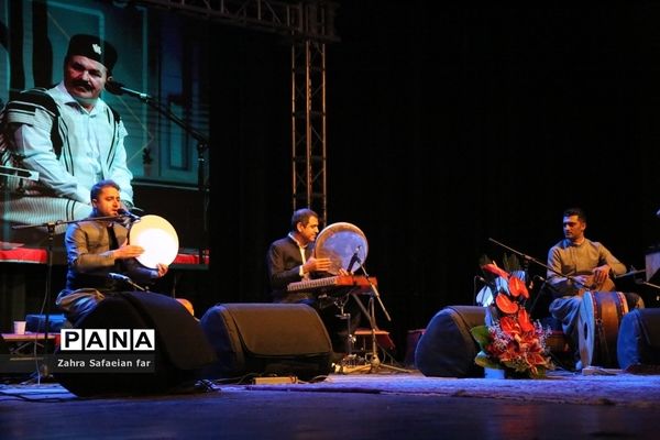کنسرت موسیقی کردستانی در شیراز