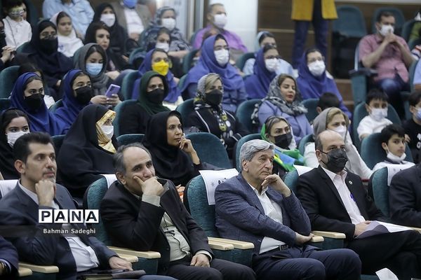 اختتامیه چهارمین جشنواره پروژه‌های دانش‌آموزی فرهیختگان جوان