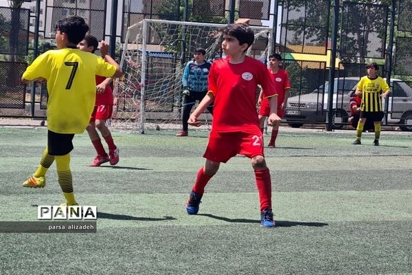 برگزاری مسابقات ۶ جانبه فوتبال به‌مناسبت آزادی خرمشهر در تهران