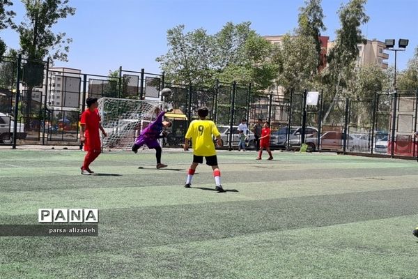 برگزاری مسابقات ۶ جانبه فوتبال به‌مناسبت آزادی خرمشهر در تهران