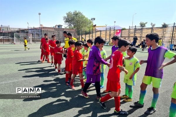 برگزاری مسابقات ۶ جانبه فوتبال به‌مناسبت آزادی خرمشهر در تهران