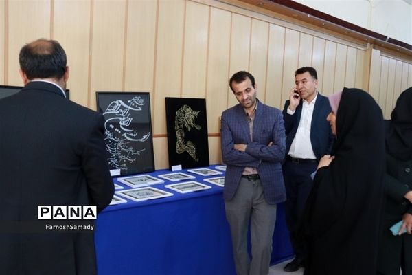 افتتاح نمایشگاه آثار هنرجویان هنرستان رازی کاشمر