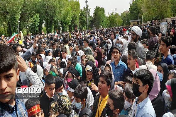 استقبال بزرگ دهه نودی‌ها از سرود سلام فرمانده