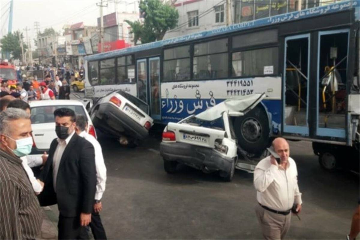 مصدوم شدن 3 نفر در پی خرابی اتوبوس شرکت واحد