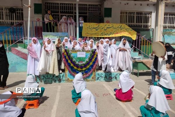 برگزاری جشن تکلیف دانش‌آموزان  مدرسه شهیدبنت‌الهدی شهرستان فیروزکوه