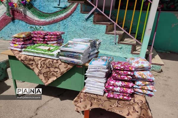 برگزاری جشن تکلیف دانش‌آموزان  مدرسه شهیدبنت‌الهدی شهرستان فیروزکوه