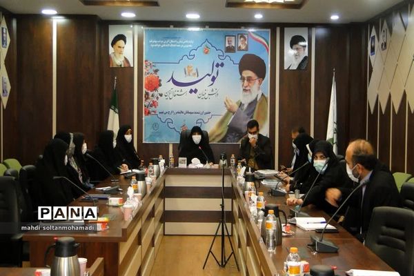 نشست کارگروه استانی کمیته فوریت‌های روانی -اجتماعی و نماد