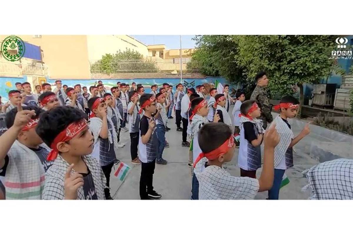اجرای سرود «سلام فرمانده» در دبستان تمام تشکلیلاتی سما در کازرون