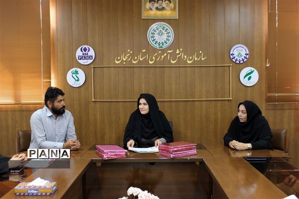 تقدیر از خبرنگار دانش‌آموزان فعال پانا زنجان