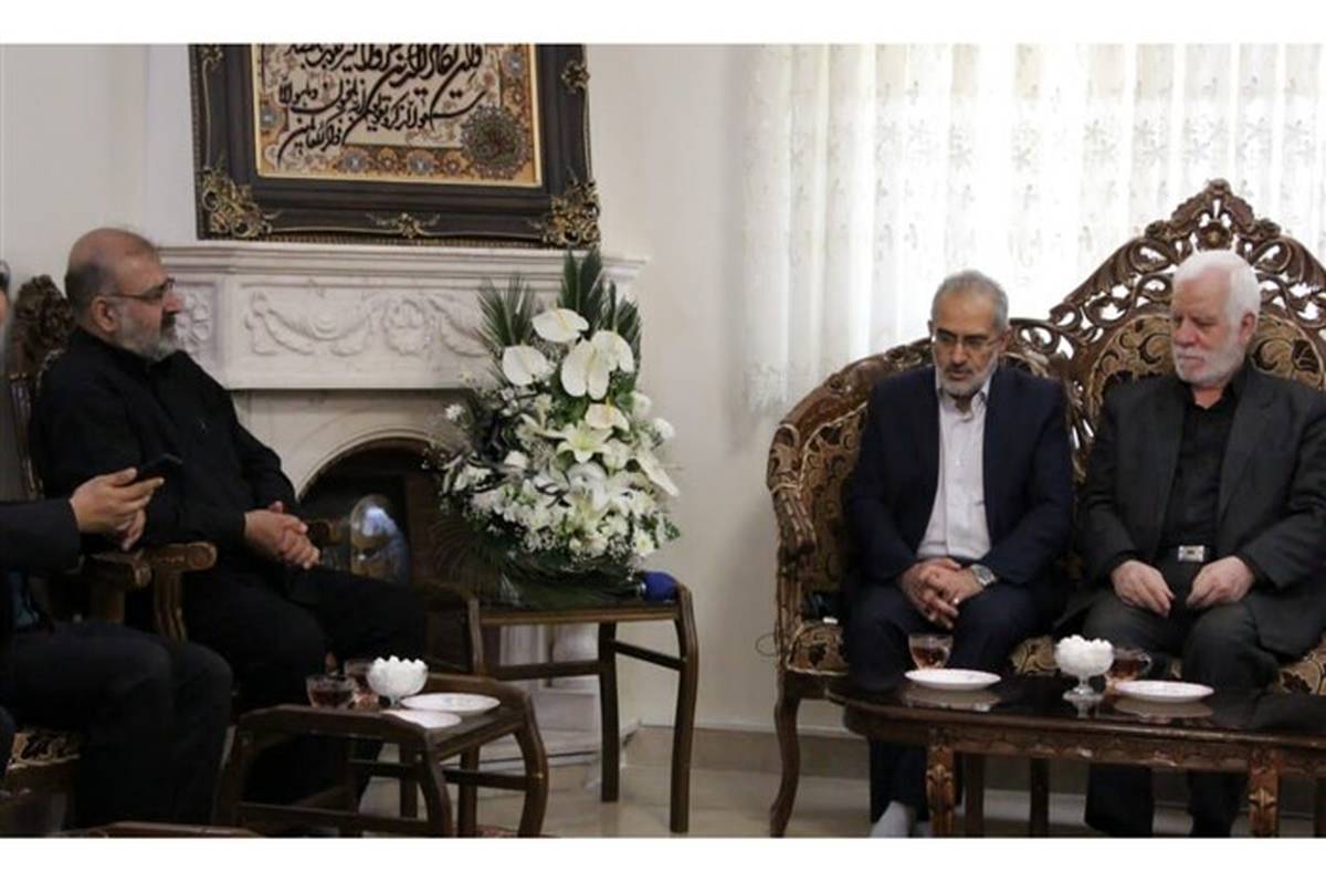 دیدار معاون امور مجلس رئیس‌جمهوری با خانواده شهید صیاد خدایی