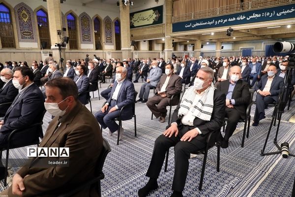 دیدار رئیس و نمایندگان مجلس شورای اسلامی با رهبر انقلاب