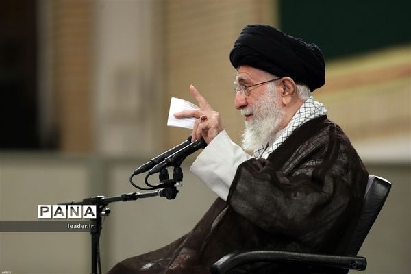 دیدار رئیس و نمایندگان مجلس شورای اسلامی با رهبر انقلاب