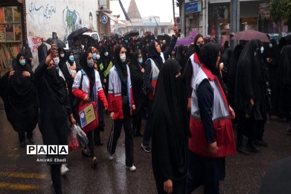 حضور جوانان هلال احمر ساری در مراسم تشییع پیکر شهید گمنام