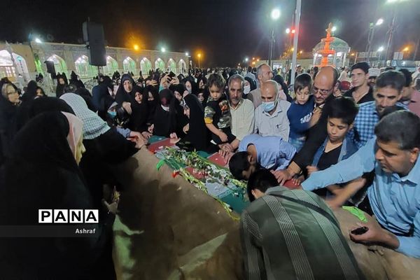 مراسم تشییع شهدای گمنام در استان مقدس امام‌زاده سلطان سید علی (ع ) نایین