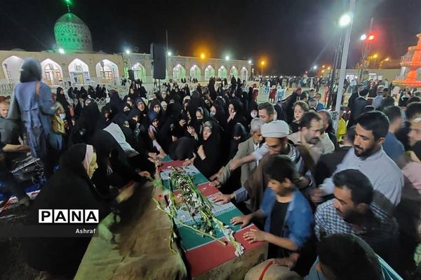 مراسم تشییع شهدای گمنام در استان مقدس امام‌زاده سلطان سید علی (ع ) نایین