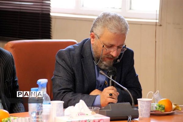 نشست شورای اداری شهرستان بهارستان