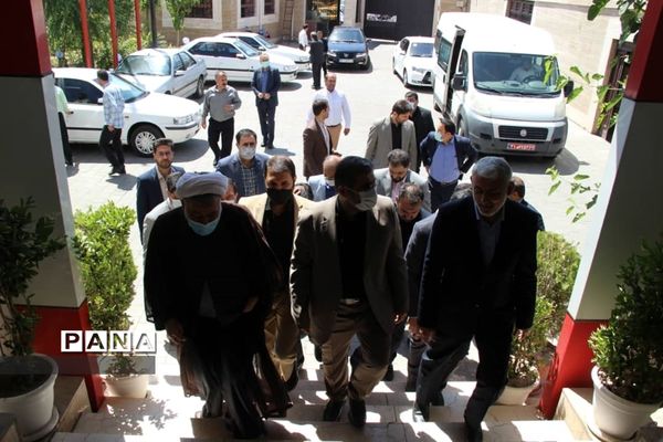 نشست شورای اداری شهرستان بهارستان