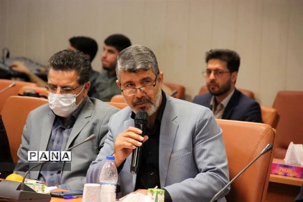 نشست شورای اداری شهرستان بهارستان