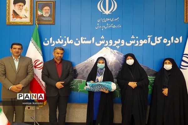 اولین اجلاس دختران ایران قوی