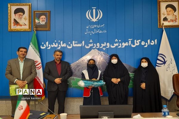 اولین اجلاس دختران ایران قوی