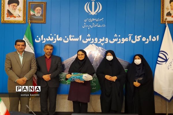 اولین اجلاس دختران ایران قوی