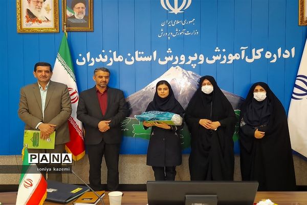 اولین اجلاس دختران ایران قوی