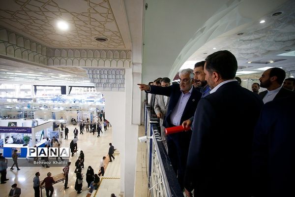 افتتاح نمایشگاه رویداد ملی عصر امید دانشگاه آزاد اسلامی