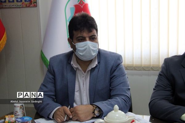 جلسه میز خدمت آموزش و پرورش دشتی با معاونت پرورشی و فرهنگی