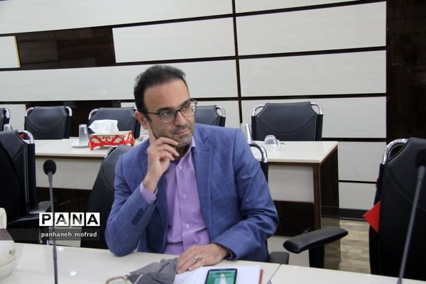 جلسه کارگروه توسعه مدیریت  آموزش و پرورش استان بوشهر