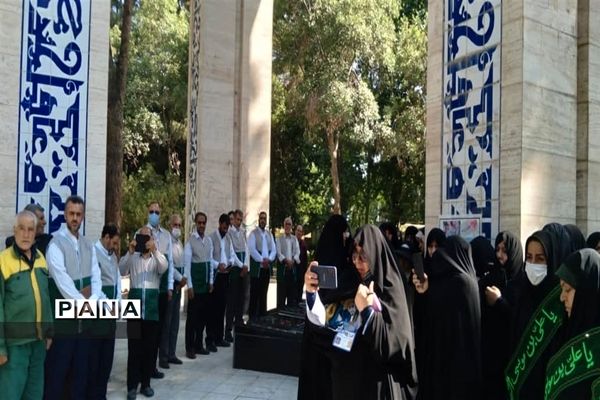 مراسم استقبال از کاروان خادمان  پرچم حرم امام رضا(ع) درشهرستان نظرآباد