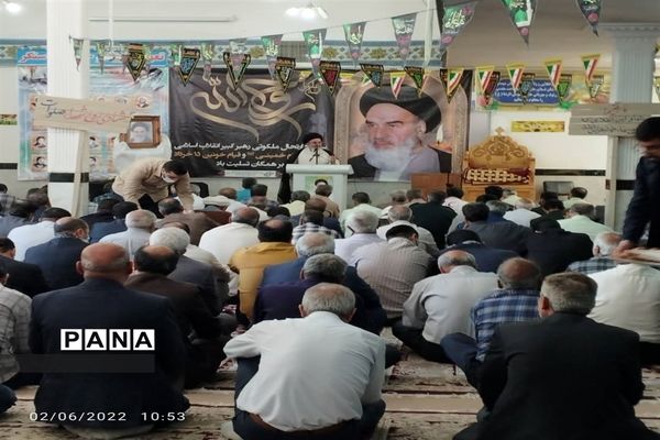 ویژه برنامه سالروز ارتحال امام خمینی (ره) با حضور دانش‌آموزان پیشتاز در فلاورجان