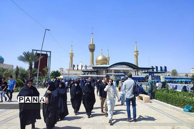 کاروان اعزامی به مراسم ارتحال امام خمینی از رودهن