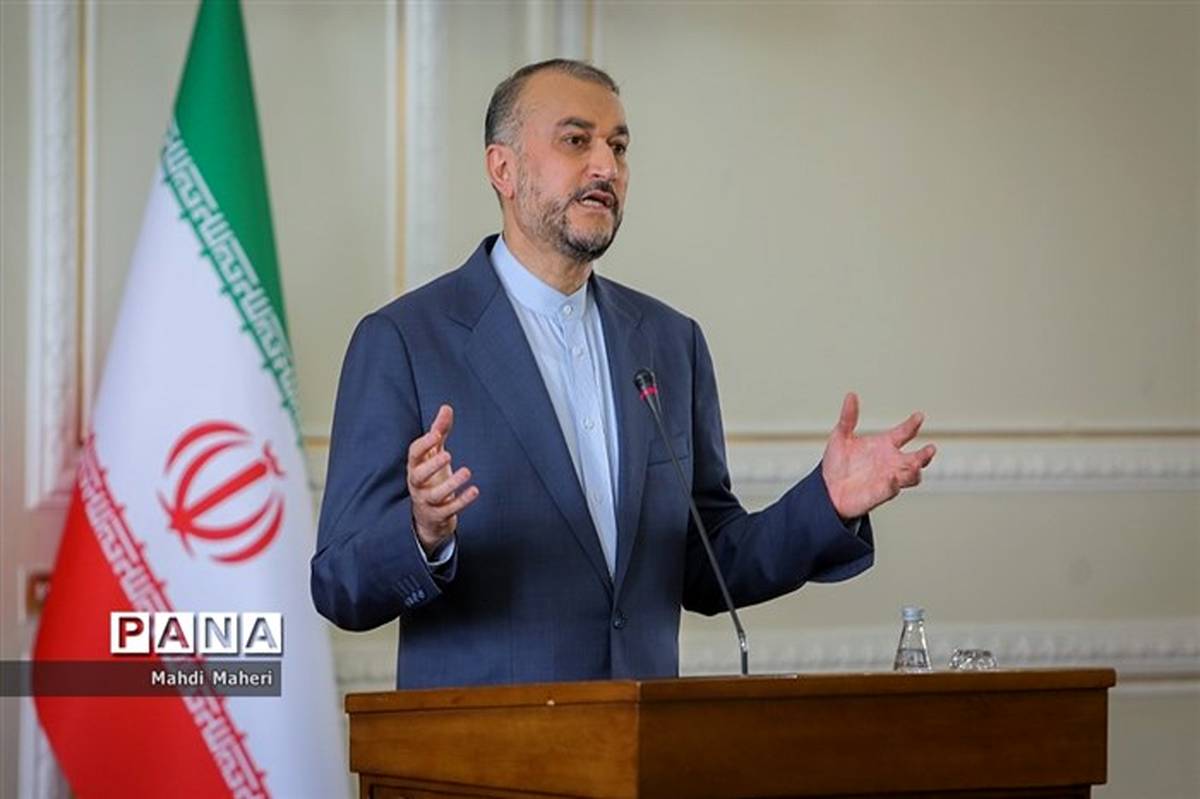 وزیر امور خارجه:  در مذاکرات از حقوق ملت ایران نمی‌گذریم