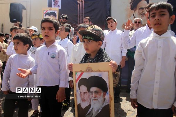 راهپیمایی یوم‌الله 15 خرداد در قم-2