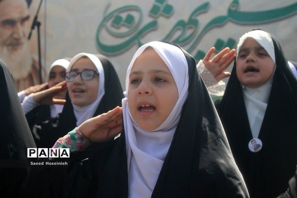 راهپیمایی یوم‌الله 15 خرداد در قم-2