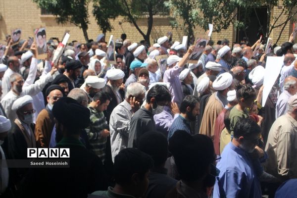 راهپیمایی یوم‌الله 15 خرداد در قم-2