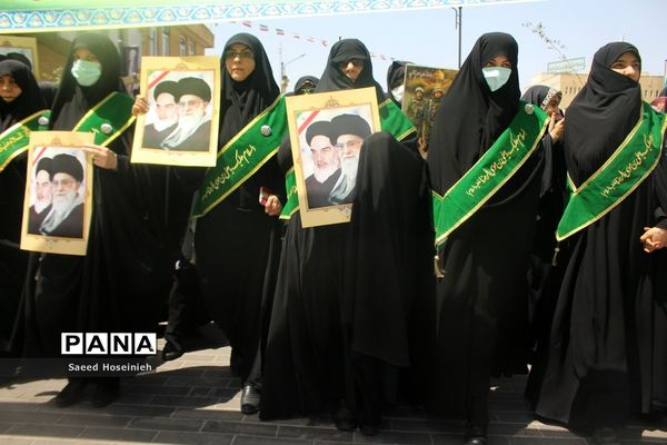 راهپیمایی یوم‌الله 15 خرداد در قم-3