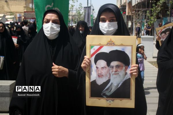 راهپیمایی یوم‌الله 15 خرداد در قم-3