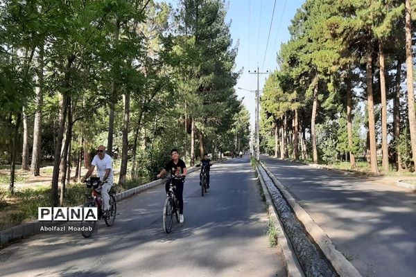 همایش دوچرخه‌سواری در خلیل آباد
