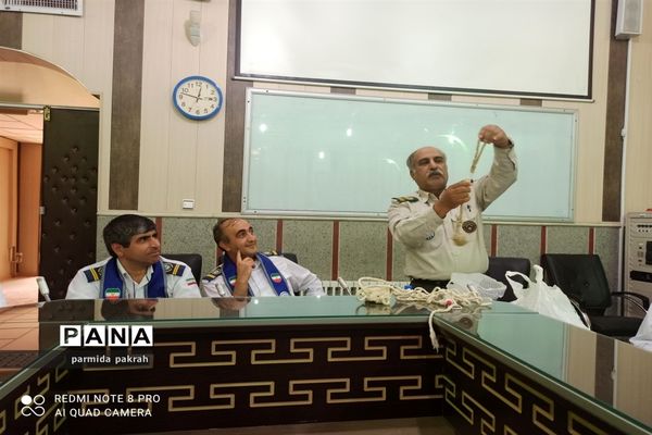 گردهمایی روسای سازمان دانش‌آموزی سراسر استان کرمانشاه