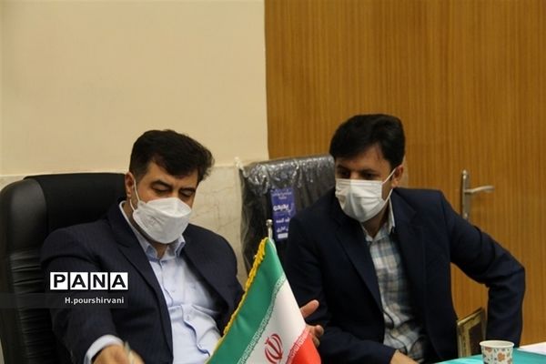 ملاقات مردمی با معاون حقوقی و امورمجلس وزیر آموزش و پرورش در شهرکرد